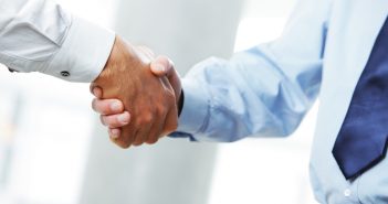 Charles River Laboratories to acquire Citoxlab shutterstock_139925977_handshake